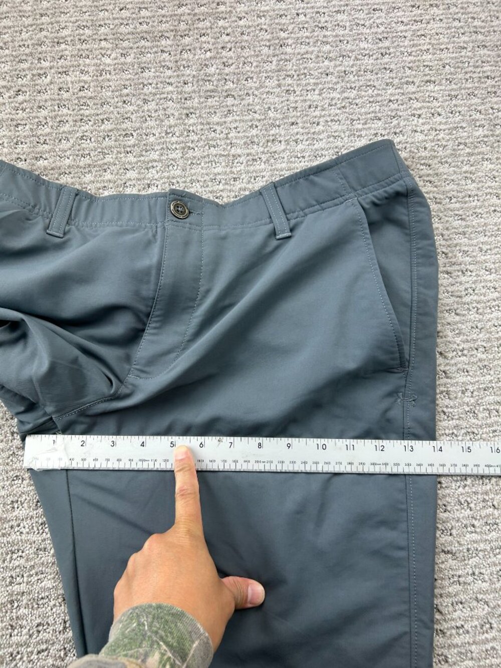 Under ARMOUR Activewear Pants Men 36 / 32 Gray Outdoor Sporty - Picture 11 of 13